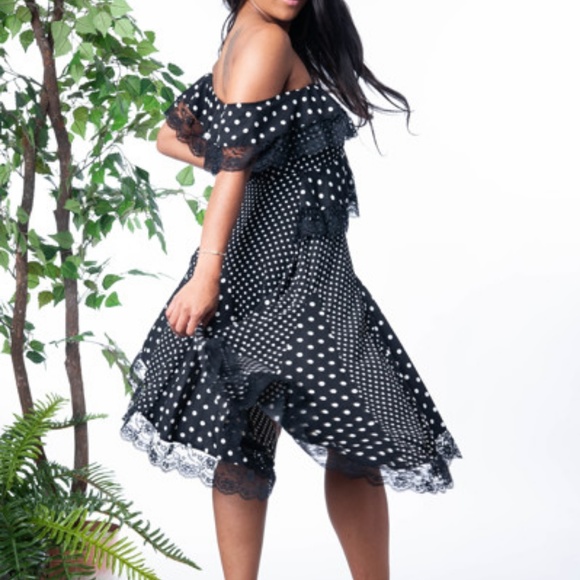 DRESS - Picture 2 of 3